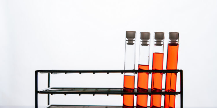 Radarowy pomiar poziomu – nowoczesne rozwiązania pomiarowe dla cieczy Aktualności pomiar cieczy